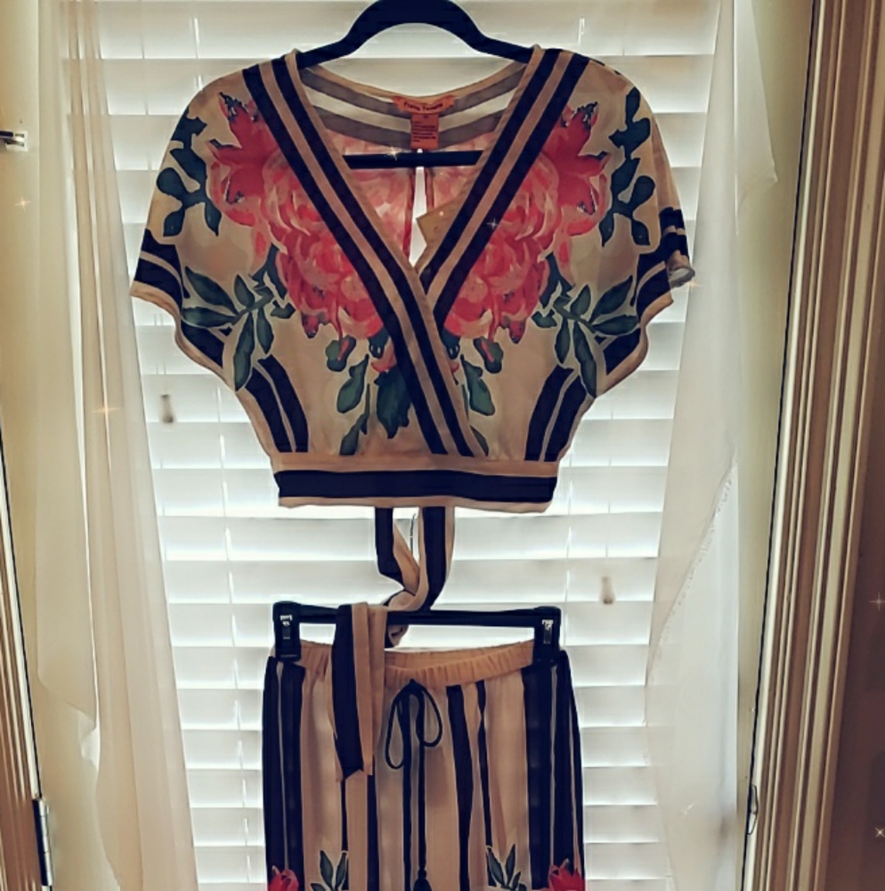 2 piece outfit NWT